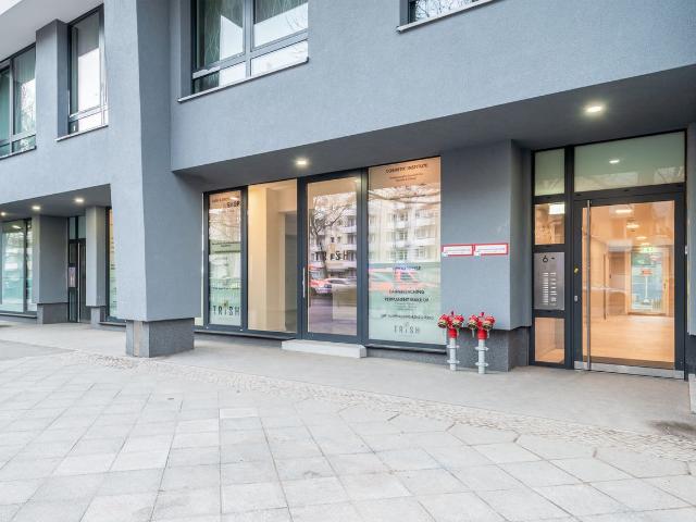 Sleek Charlottenburg Studio near KaDeWe & Kurfürstendamm, Berlin Amsterdam Apartments for Rent