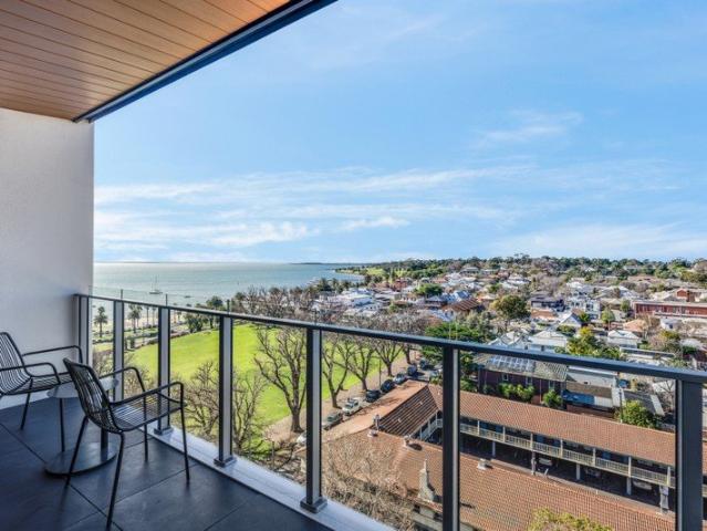 Sleek Design, Sunrise Views