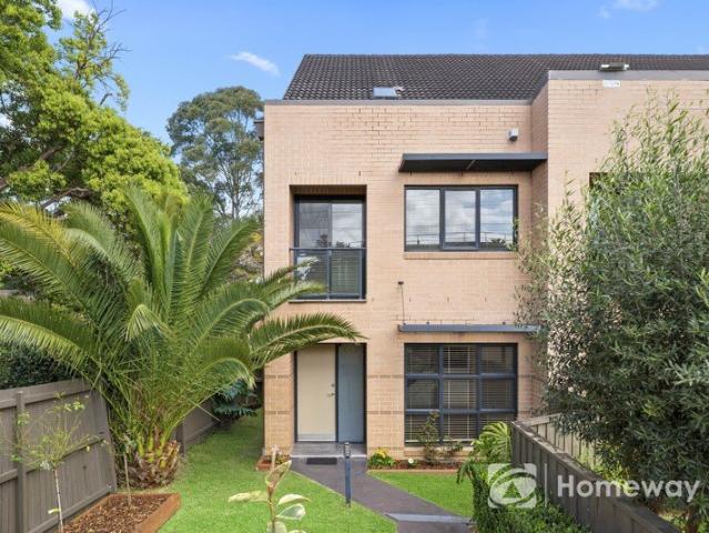 SLEEK MODERN TERRACE BACKING PEACEFUL RESERVE!