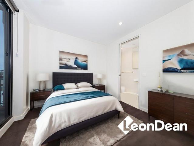 Sleek, Sophisticated and Supremely Situated