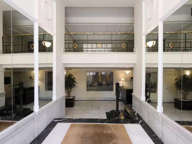 Sleek studio apartment for rent in La Latina