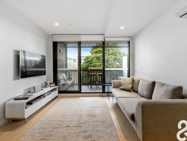 Sleek Style in Preston's heart