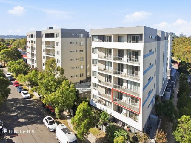 Sleek & Stylish Apartment | Perfect for First Home Buyers & Investors