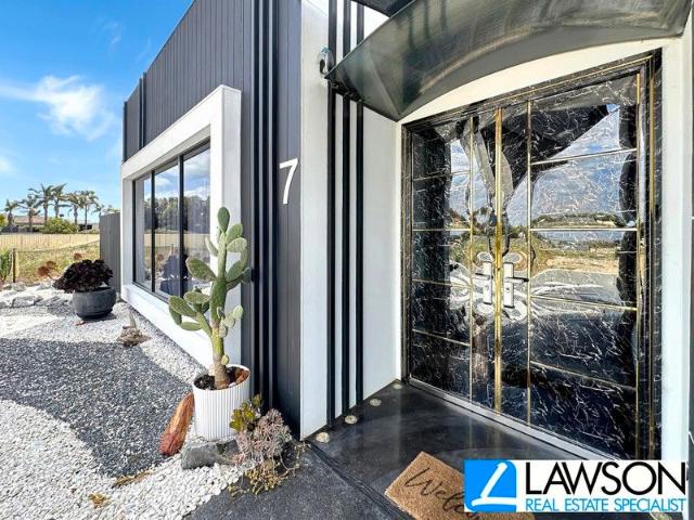 Sleek, Stylish & Solar Passive