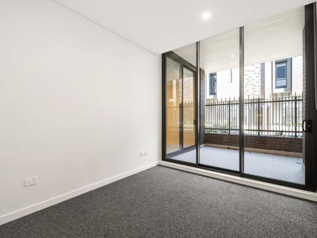 Sleek, Sunlit & Secure: Premium Roselands Apartment