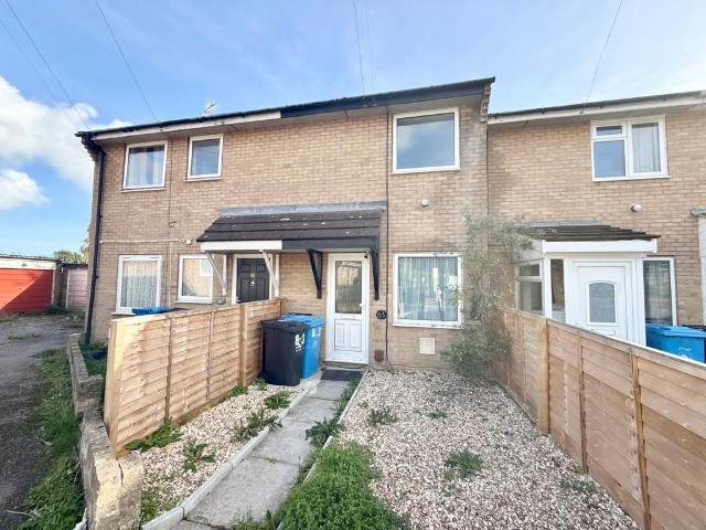 Slepe Crescent, Poole, BH12 2 bed terraced house to rent £1,300 pcm £300 pw