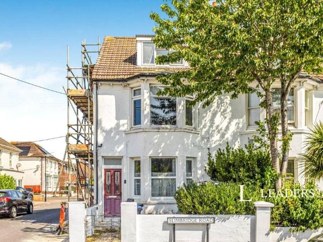 Slimbridge Road, RH15 2 bed flat to rent £1,450 pcm £335 pw