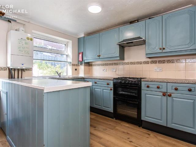 Slinfold Close, Brighton BN2, 5 bed end terrace house to rent, £3,465 pcm | PrimeLocation