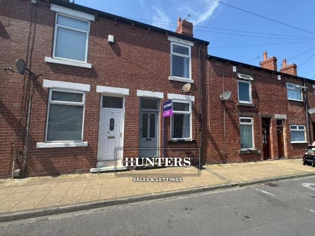 Smawthorne Grove, Castleford WF10, 2 bed terraced house to rent, £825 pcm | PrimeLocation