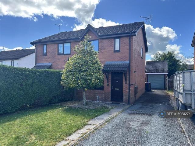 Smale Rise, Oswestry, SY11 2 bed semi detached house to rent £1,045 pcm £241 pw
