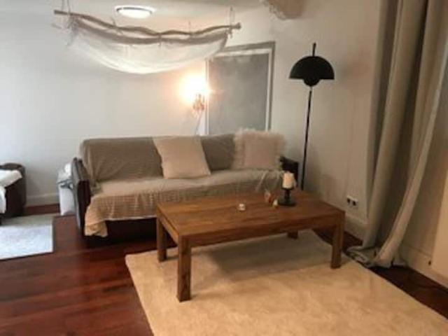 Small Villa Apartment, Potsdam Amsterdam Apartments for Rent