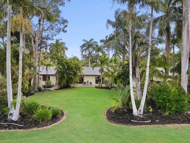 A relaxed coastal lifestyle with space, style, and room to make it your own