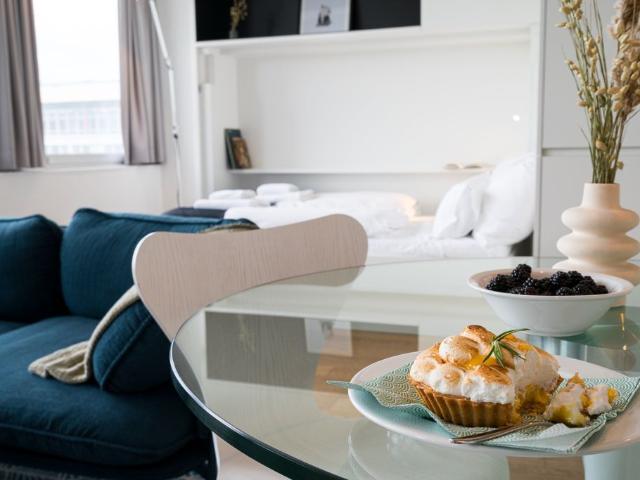 Small but impressive your central city spot with space for four people and ideal transport options, Vienna Amsterdam Apartments for Rent