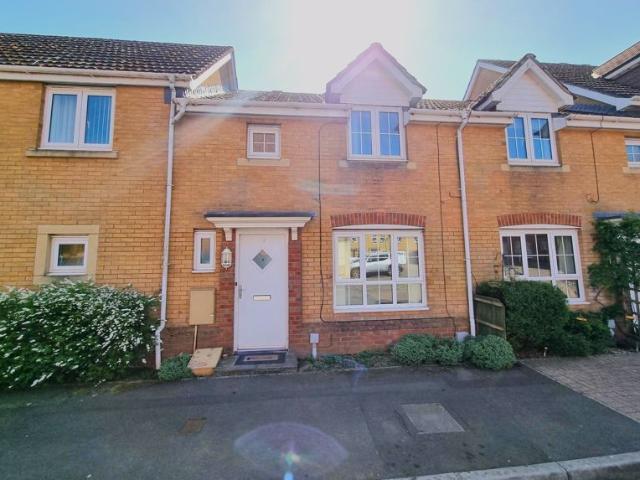 Small Meadow Court, Caerphilly CF83, 3 bed terraced house to rent, £1,200 pcm | PrimeLocation
