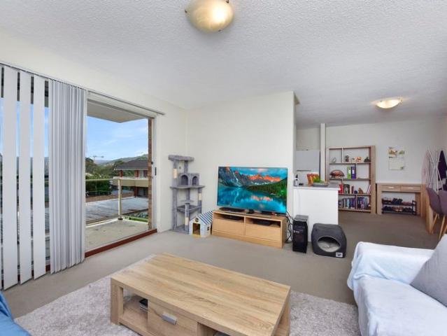 Small, Solid Complex in Prestigious Point Frederick