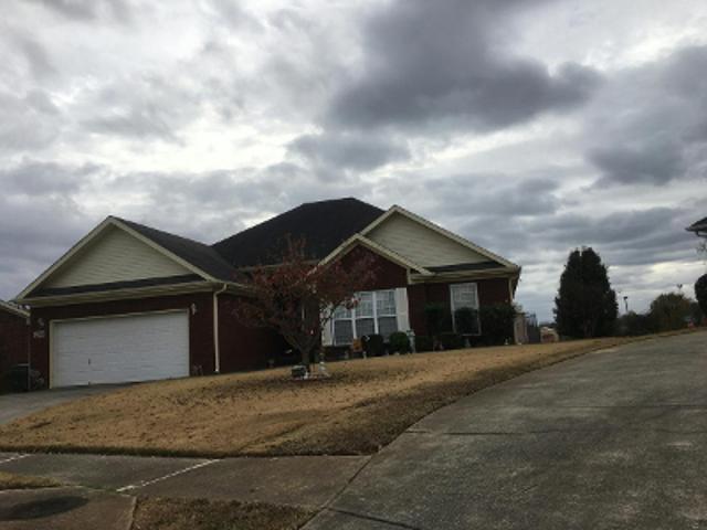 Smallbrook Cir NW