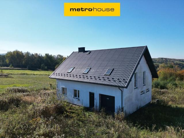 Nowoczesny dom 163,5 m² z fotowoltaiką i widokami