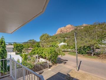 Smart Buying with Views, Value and Position