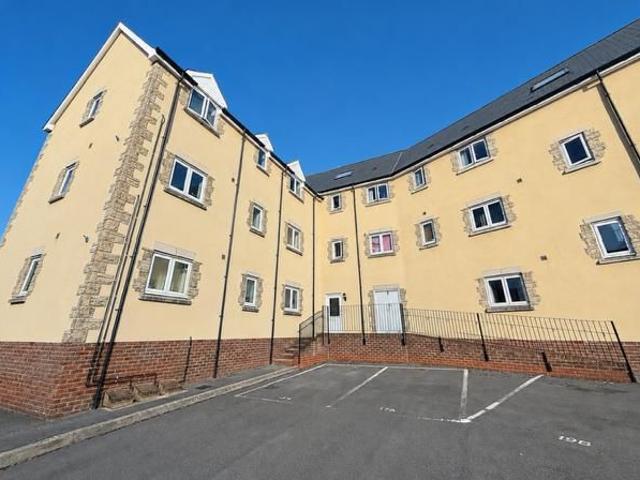 Smart Close, Swindon SN25, 2 bed flat to rent, £1,000 pcm | PrimeLocation