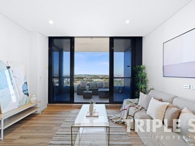 Smart Design Meets Seamless Living | Botany ocean view | Step to Westfield