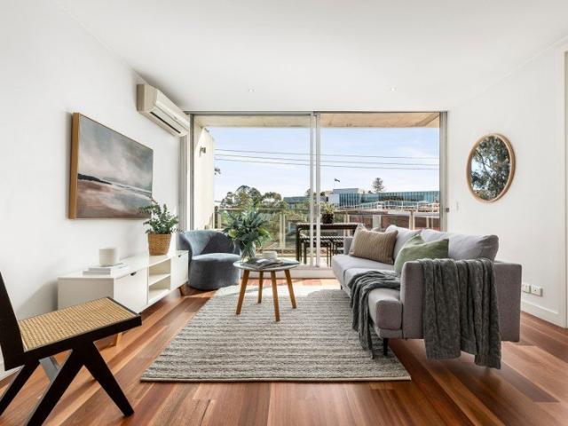 Smart Designer Apartment