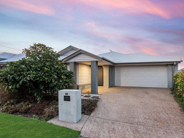 SMART DHA INVESTMENT WITH NEW PAINT & CARPETS AT END OF LEASE