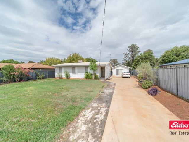 WEST DUBBO OPPORTUNITY ON A GENEROUS 1,011 SQM BLOCK