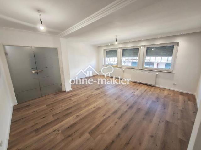 Smart & modernisiert: Zentrumsnahe 3 Zimmer Wohnung mit Südbalkon & Garagenstellplatz