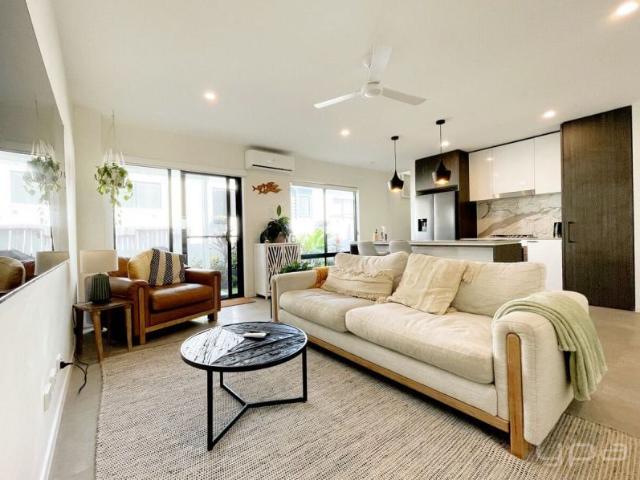 Smart, secure & Stylish Living 41/7 Angela Way, Pimpama