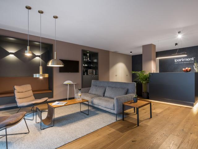 Smart Serviced Apartment with Designer Kitchen in Frankfurt Bahnhofsviertel