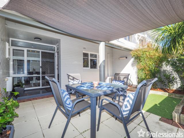 Smart start or Savvy investment Lifestyle, location & low maintenance living!