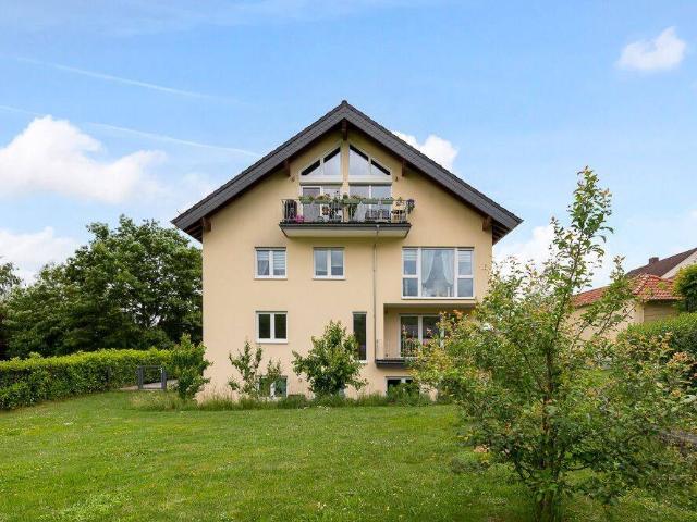 Smarte & seltene Investmentchance: Hochwertiges Mehrfamilienhaus mit Feldblick & Cashflow