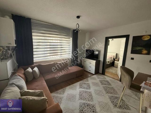 Smart'tan Winstown Avm Karşısı 1+1 Satılık Eşyalı Daire