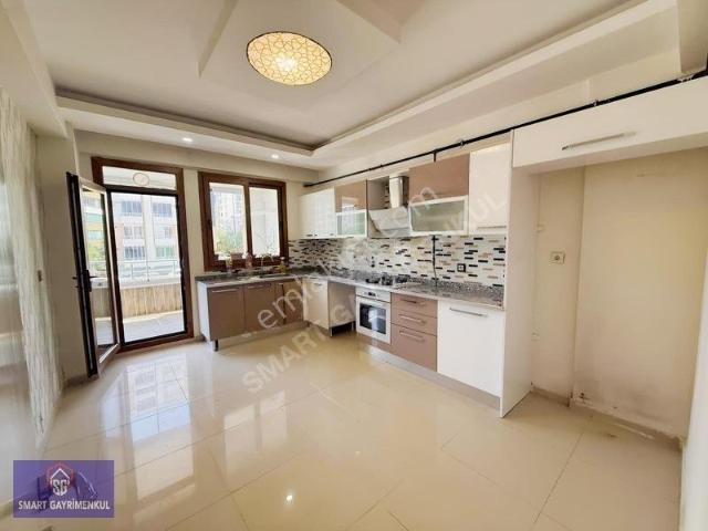 Smart'tan Bağcılar Siverek Caddesinde 3+1 Kiralık Daire