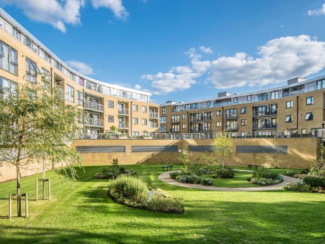 Smeaton Court, Hertford SG13, 2 bed flat to rent, £1,600 pcm | PrimeLocation
