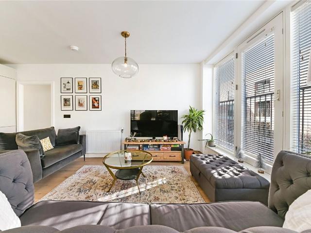 Smeed Road, London E3, 2 bed flat to rent, £3,500 pcm | PrimeLocation