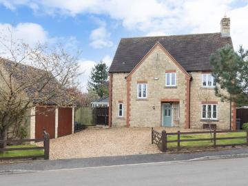 Smith Barry Road, Upper Rissington, Cheltenham GL54, 4 bed detached house to rent, £2,900 pcm | PrimeLocation