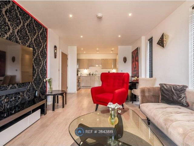 Smith House, Wembley HA9, 2 bed flat to rent, £2,590 pcm | PrimeLocation
