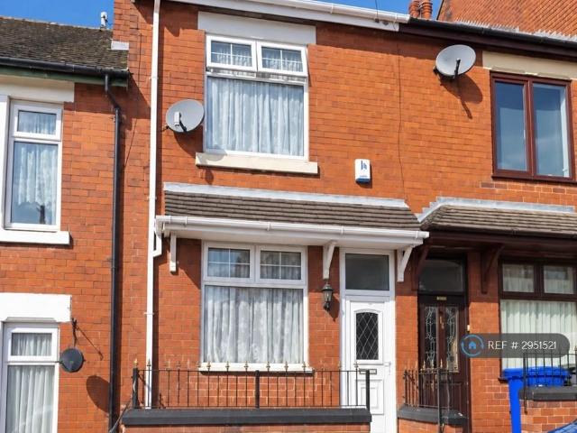 Smith St, Stoke On Trent, ST3 2 bed terraced house to rent £850 pcm £196 pw