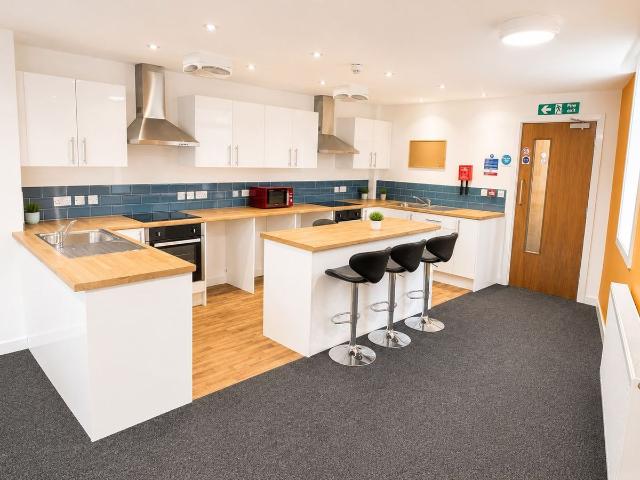 Smithdown Road, Liverpool L15, 1 bed flat to rent, £715 pcm | PrimeLocation