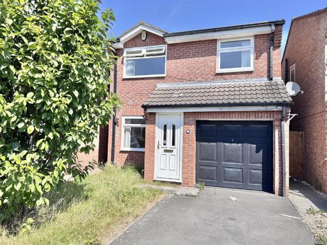 Smithfield Road, Darlington 3 bed detached house to rent £900 pcm £208 pw