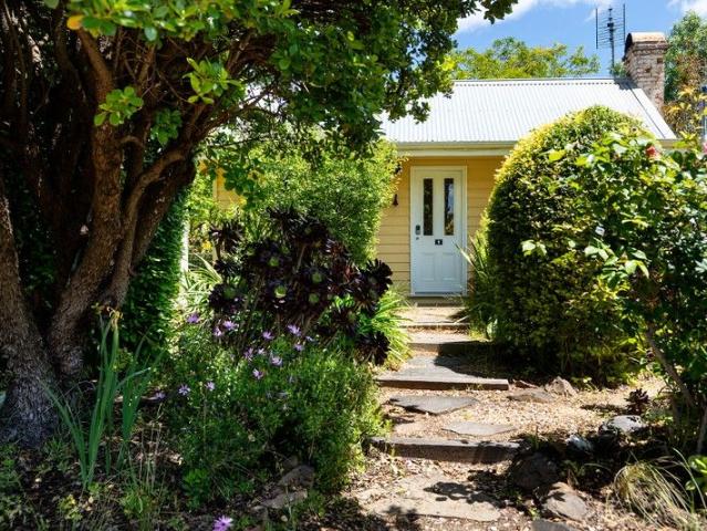 Smith's Cottage c1869