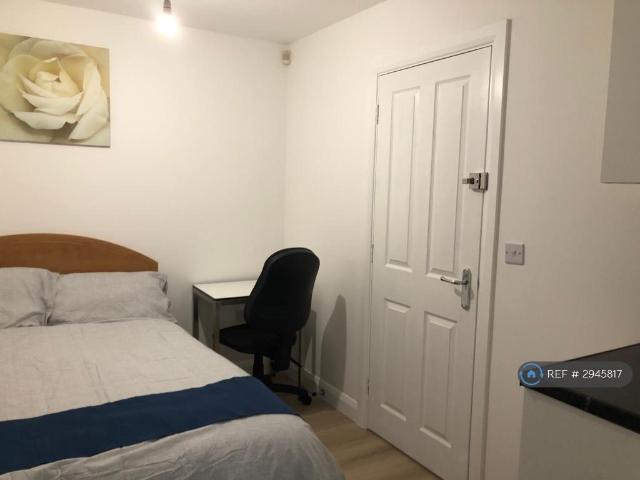Smiths Court, Northampton, NN4 1 bed in a house share to rent £720 pcm £166 pw