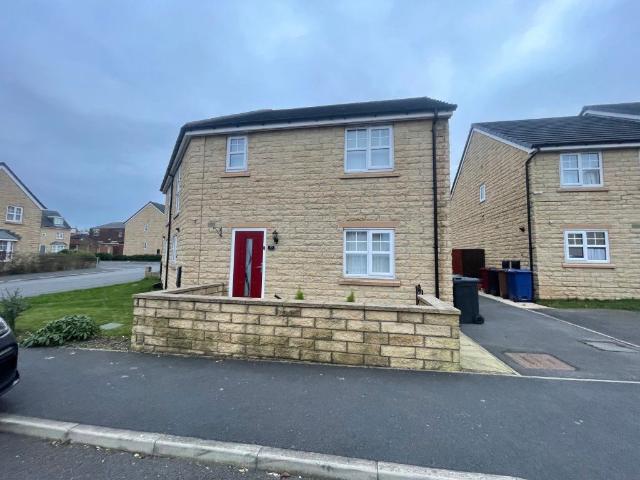 Smirthwaite Street, Burnley, Lancashire BB11, 3 bed semi detached house to rent, £950 pcm | PrimeLocation