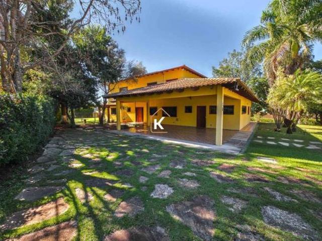SMPW Quadra 17 Casa com Habite se no Park Way – Quadra 17 4 Suítes Piscina 1.667m² de Terren