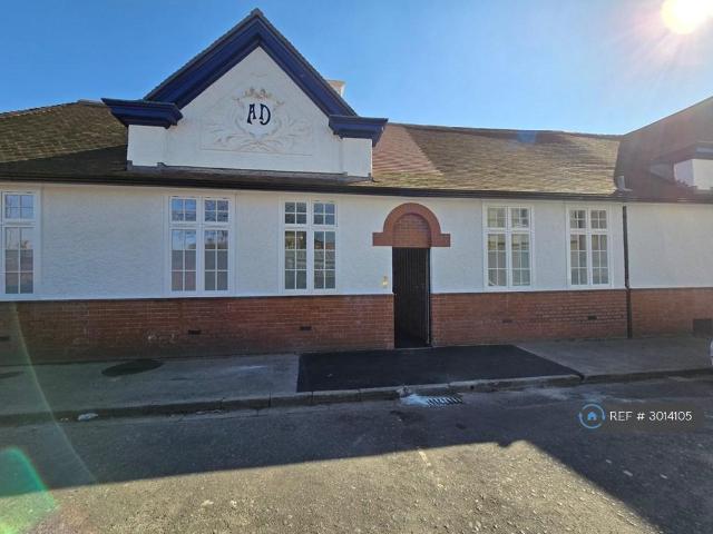 Smyths Close, Bristol, BS11 1 bed in a house share to rent £700 pcm £162 pw