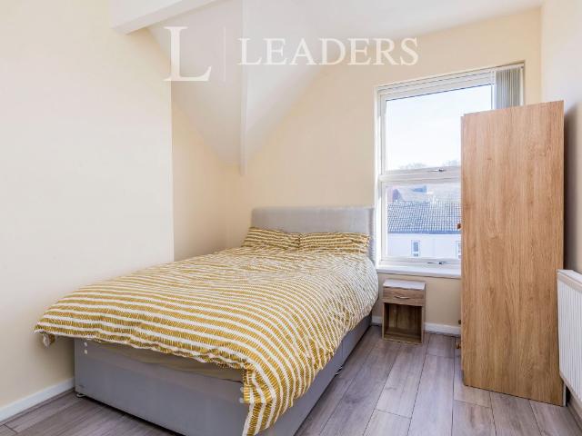 Snow Hill ST1, 1 bed property to rent, £475 pcm | PrimeLocation