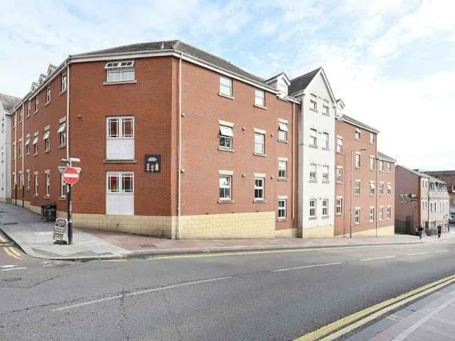 Snowdon Hall Wrexham Student Accommodation | Amber