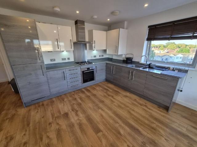 Snowdrop Mews, Pinner, Middlesex HA5, 1 bed flat to rent, £1,599 pcm | PrimeLocation