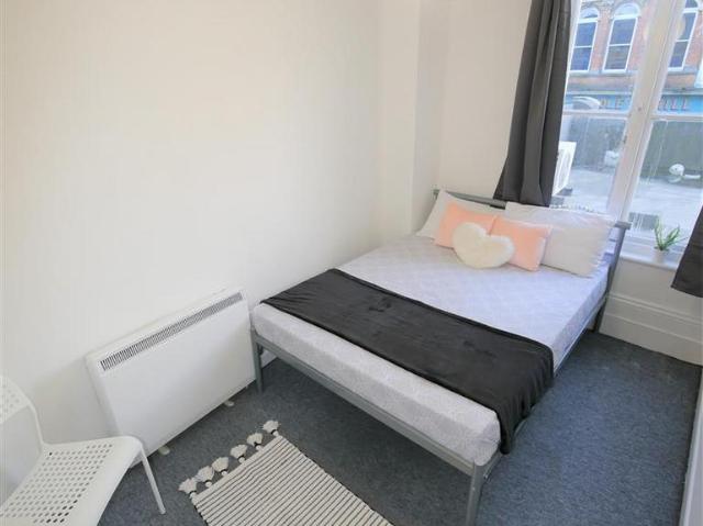 Snowdrops, Bournemouth, BH2 6 bed house share to rent £625 pcm £144 pw